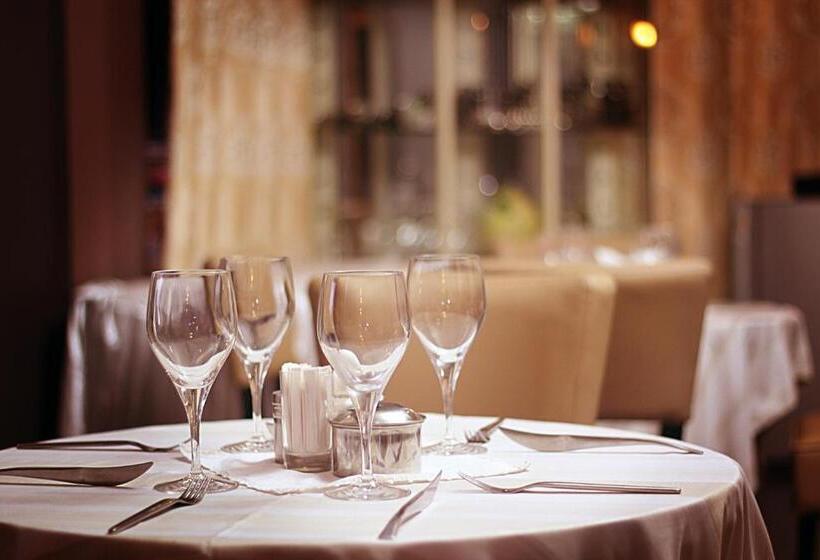 Tulia Boutique Hotel & Spa