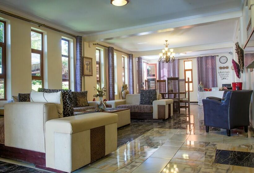 Tulia Boutique Hotel & Spa