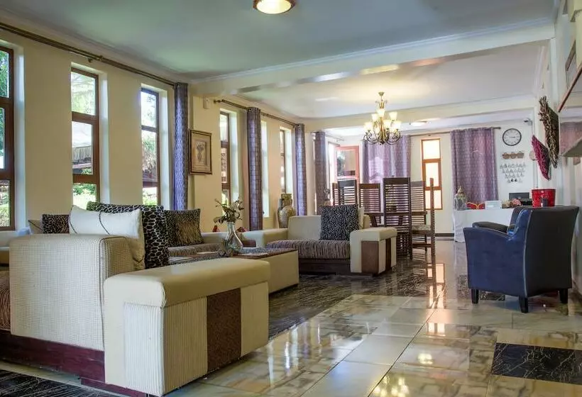 Tulia Boutique Hotel & Spa