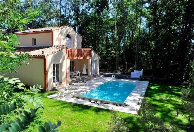 Hotelli Lagrange Vacances   Royal Green