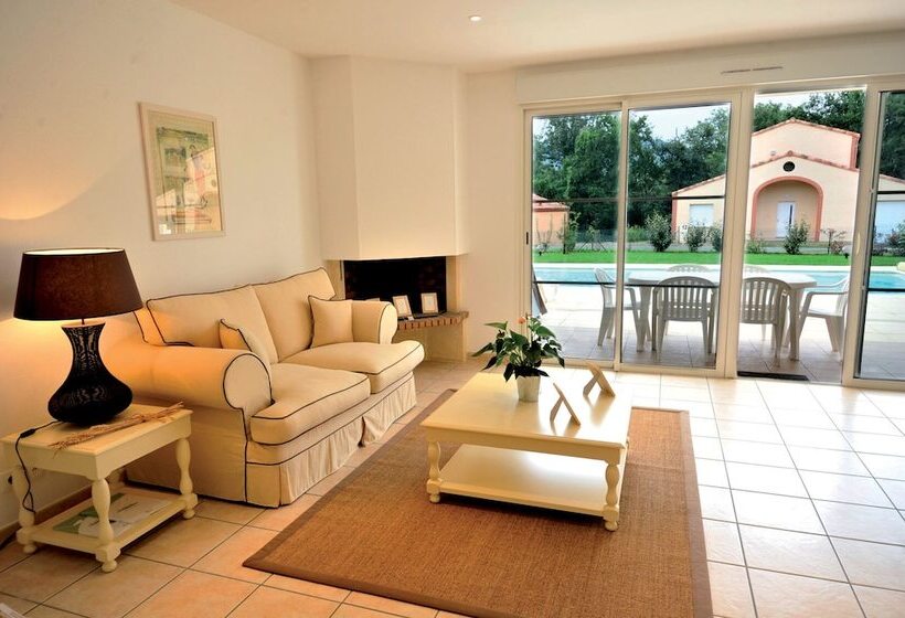 Отель Lagrange Vacances Royal Green