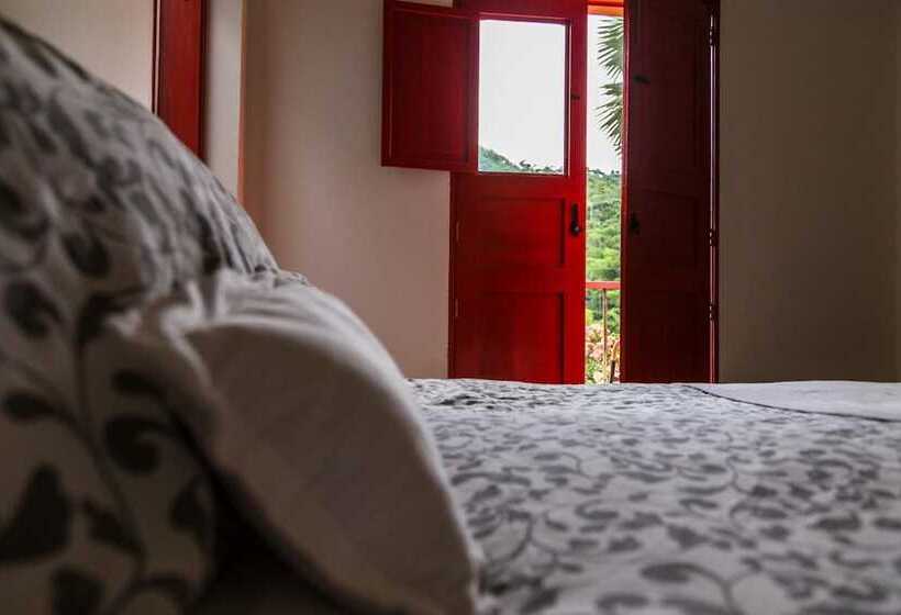 ホテル Hacienda Venecia Main House & Coffee Lodge