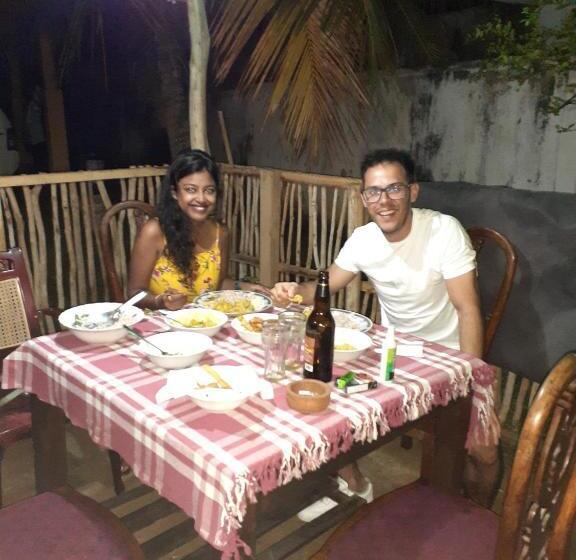 住宿加早餐  Ranith Villa