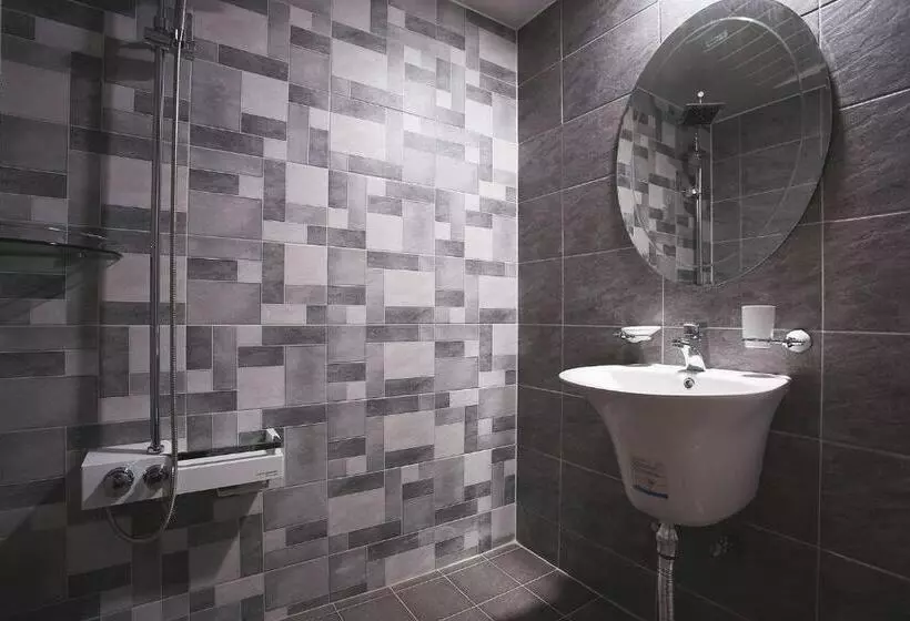 Goodstay Grand Motel Chuncheon