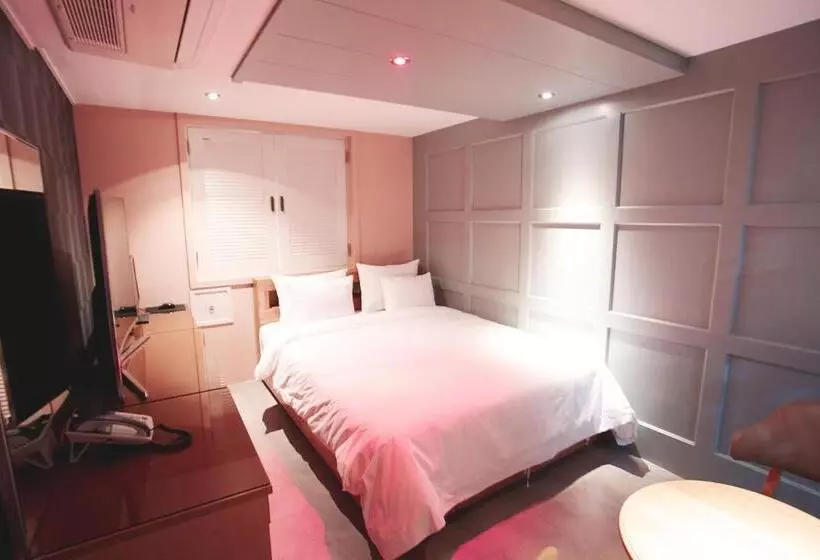 Goodstay Grand Motel Chuncheon