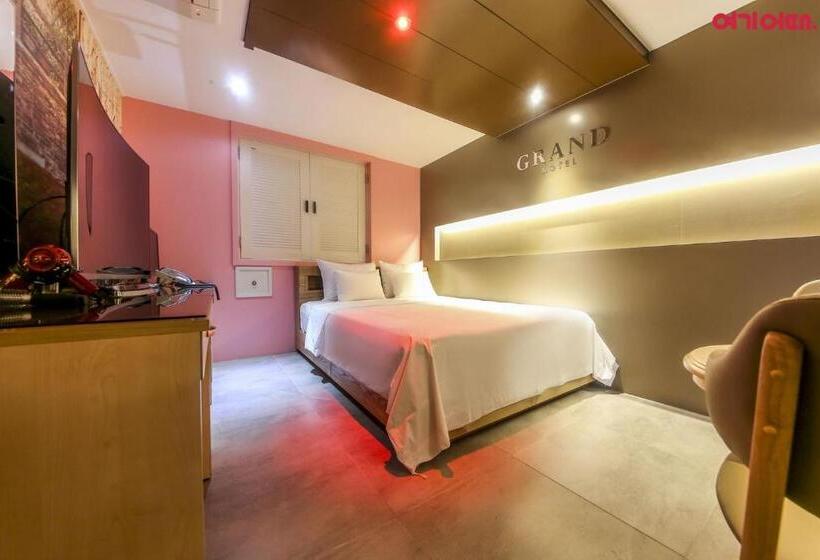 Goodstay Grand Motel Chuncheon