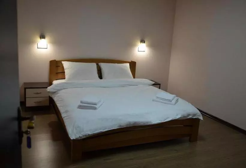 Hostel Vshokoladi