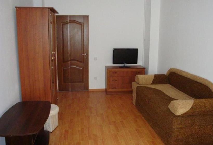 هتل Art Avenue Apart