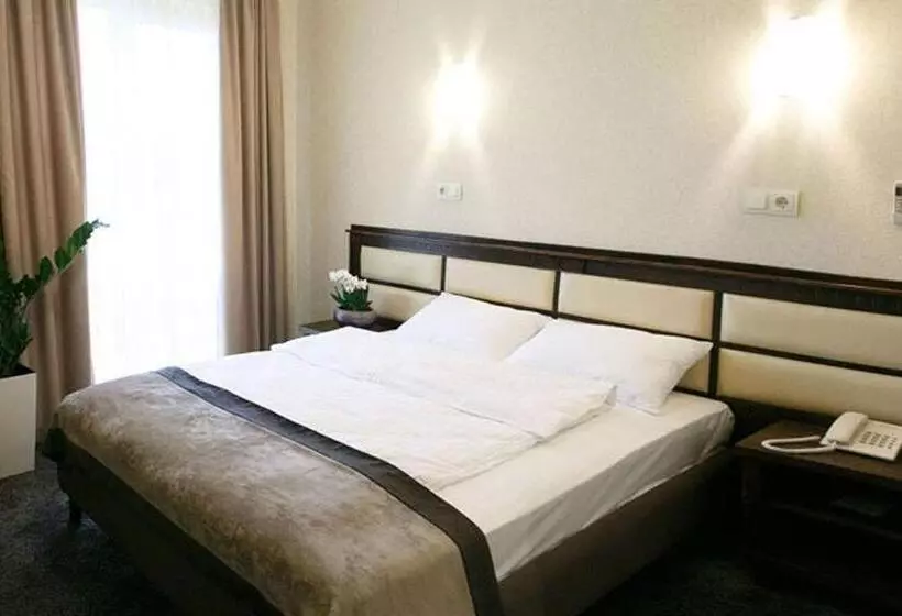 Hotel Avalon Palace