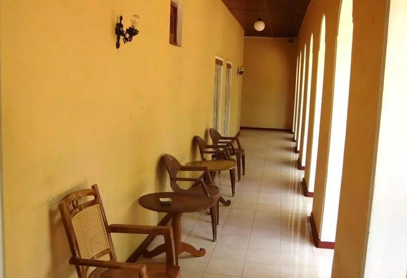 ホテル Chamara Guest House