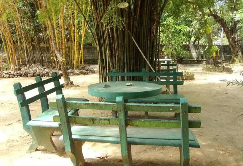 ホテル Chamara Guest House