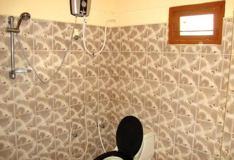 ホテル Chamara Guest House