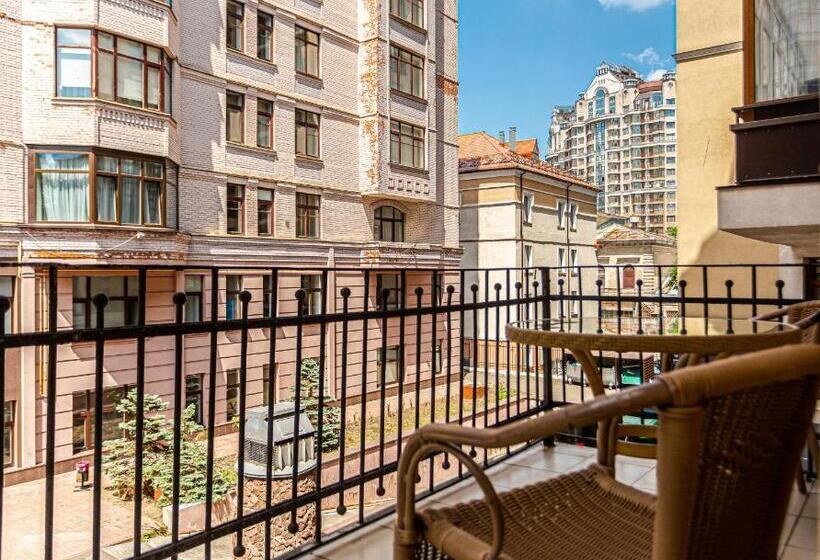 هتل Incognito Boutique