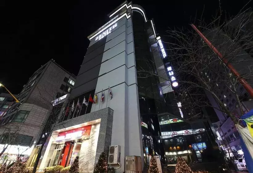 Hotel Zenith