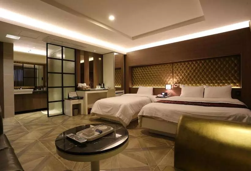 Hotel Zenith