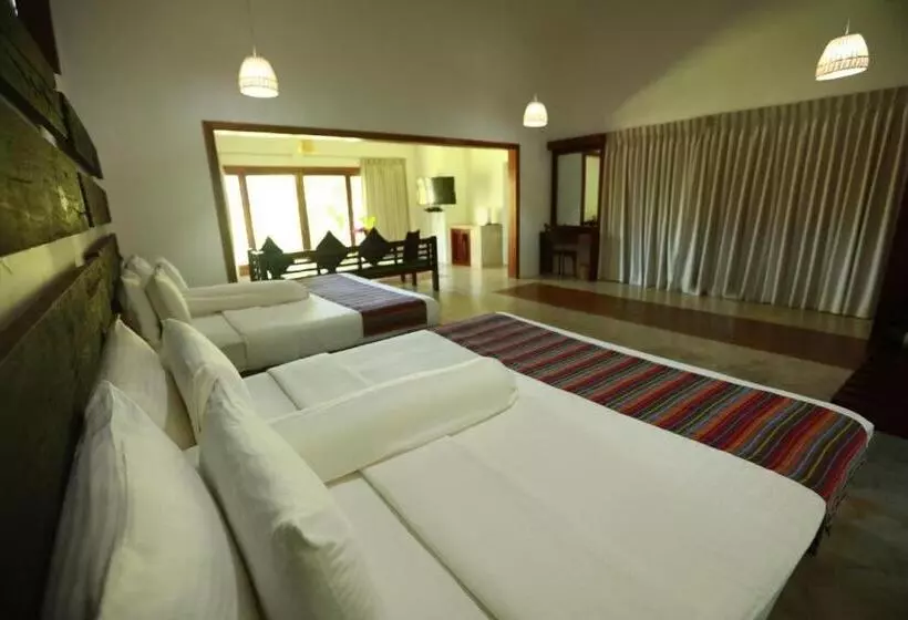 Pinthaliya Resort