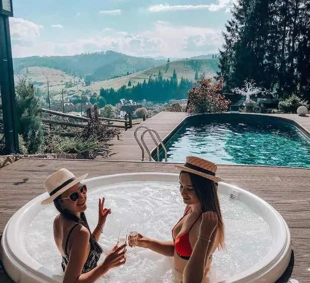 Stara Pravda Hotel   Vykrutasy