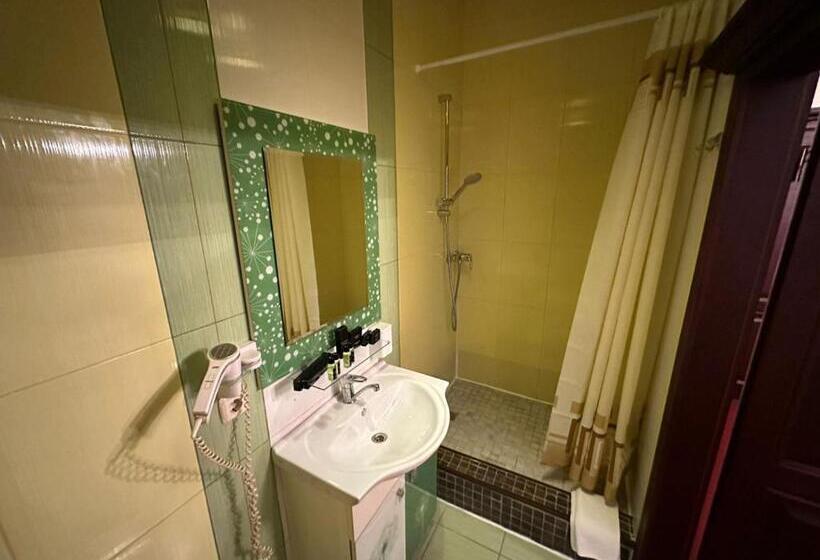 Viktoriya Family Hotel Restaurant Complex