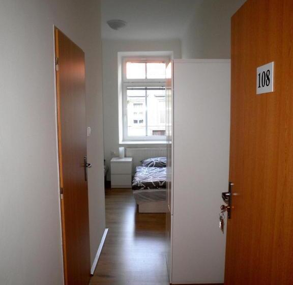 הוסטל Centrum Ubytování Břeclav