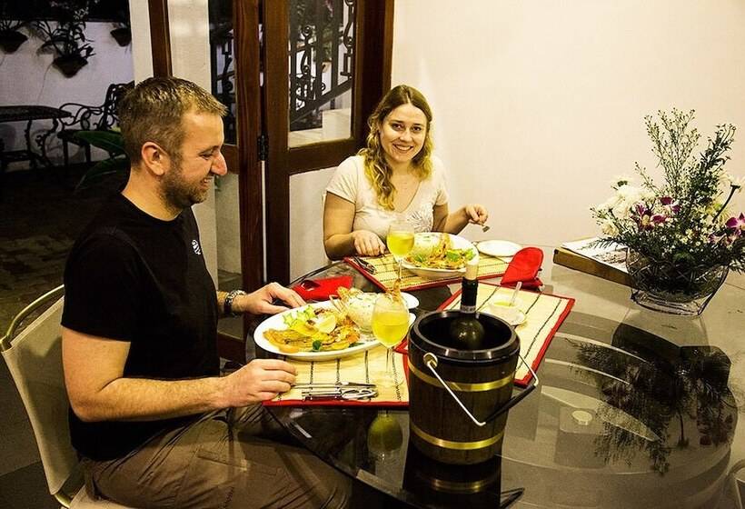 ベッドアンドブレックファースト Suriya Arana