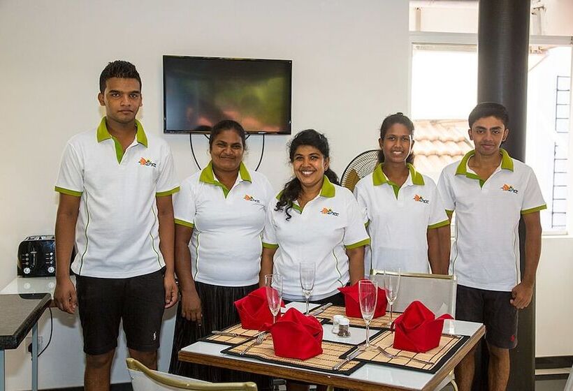 ベッドアンドブレックファースト Suriya Arana