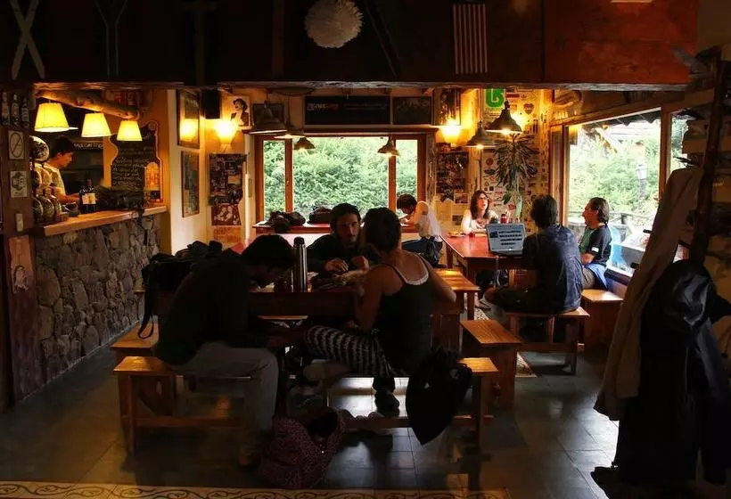 Hostel La Angostura