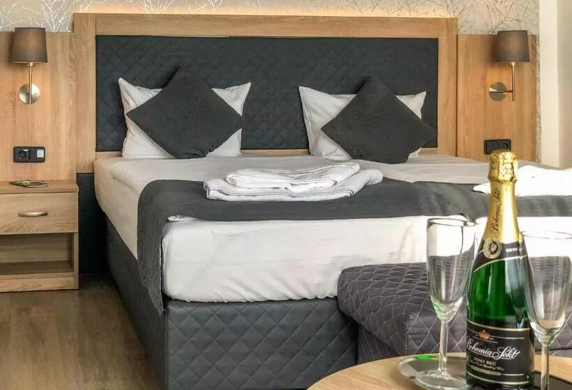Hotel Bobr