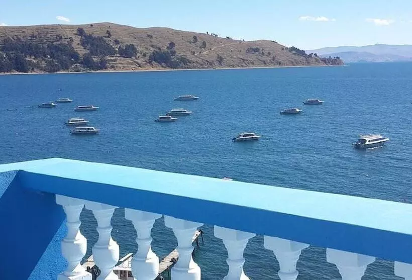 هتل Lago Azul