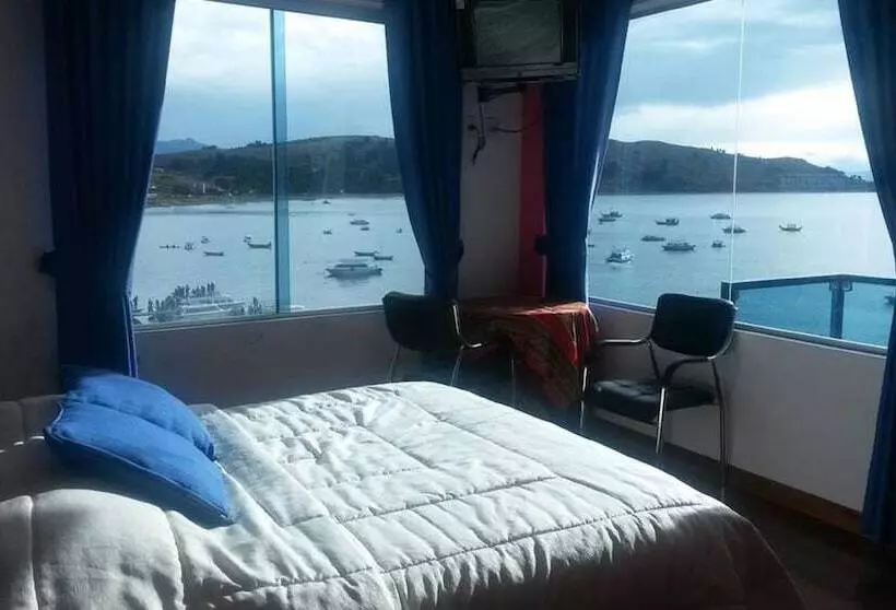 هتل Lago Azul