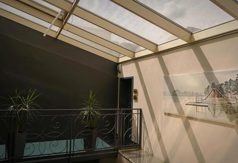 ホテル Zlatá Včela