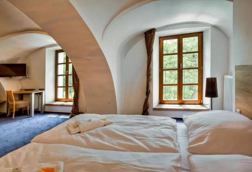 هتل Zámecká Sýpka