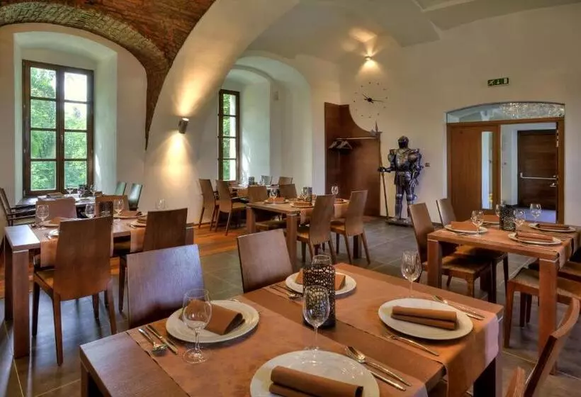 هتل Zámecká Sýpka