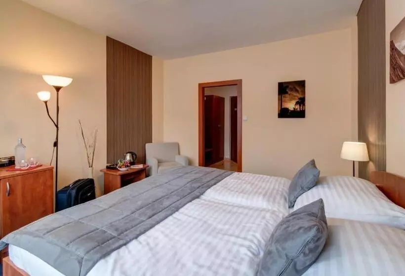 Lc   Hotel Ostrava