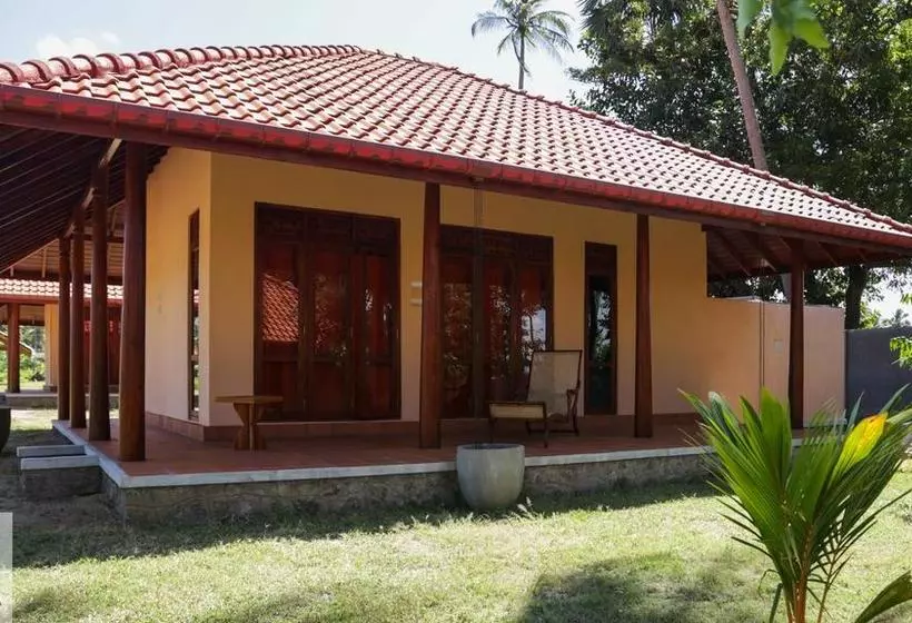 استراحتگاه Nilaveli Ayurveda Center