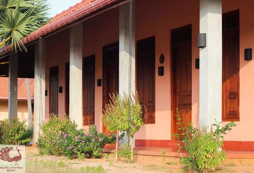 استراحتگاه Nilaveli Ayurveda Center