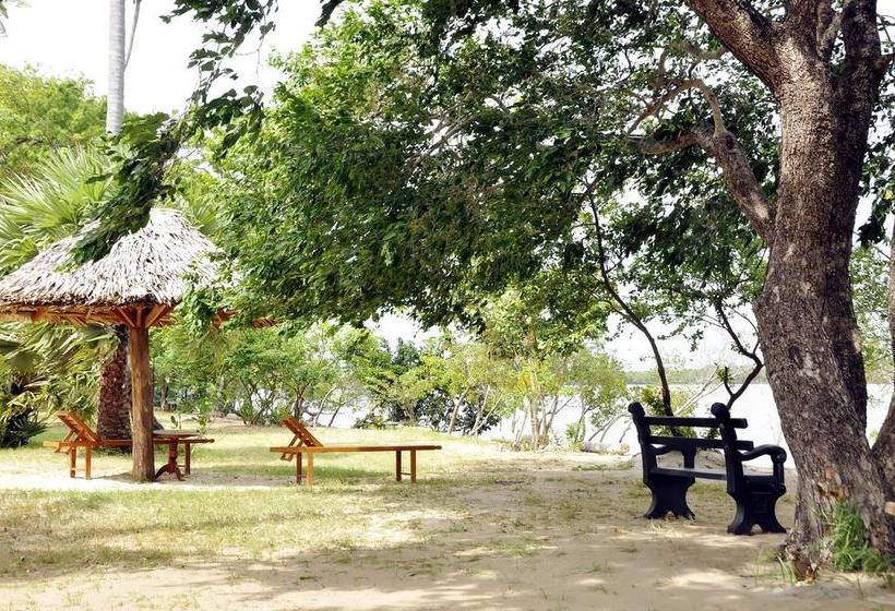 리조트 Nilaveli Ayurveda Center