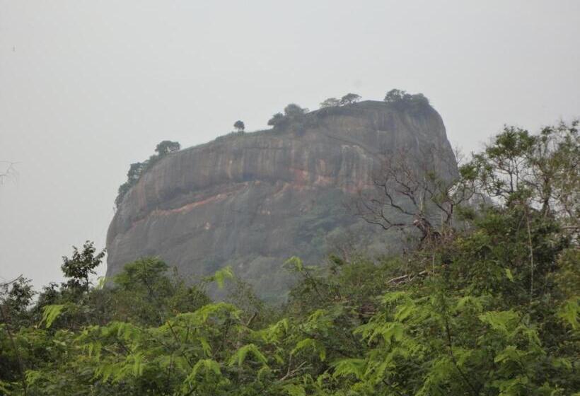 אתר נופש Sigiri Forest View