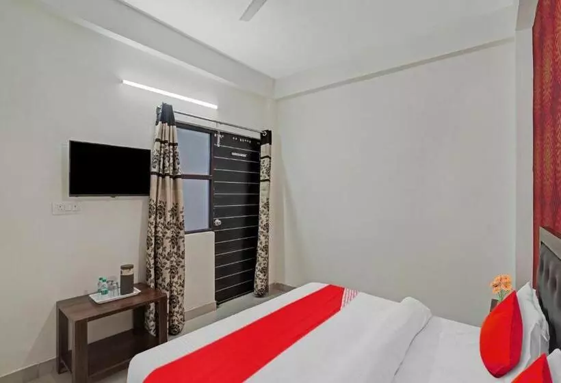 Hotel O Avs Hotel & Restaurant