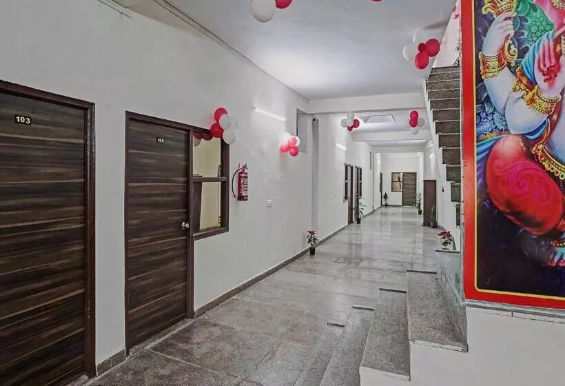 Hotel O Avs Hotel & Restaurant