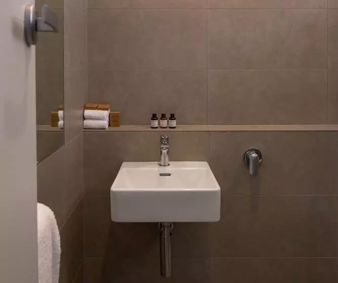 Motelli South Pacific Palms Motor Inn