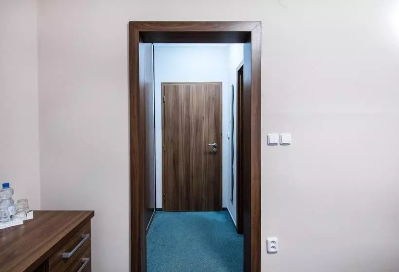ベッドアンドブレックファースト Pension Bed&breakfast