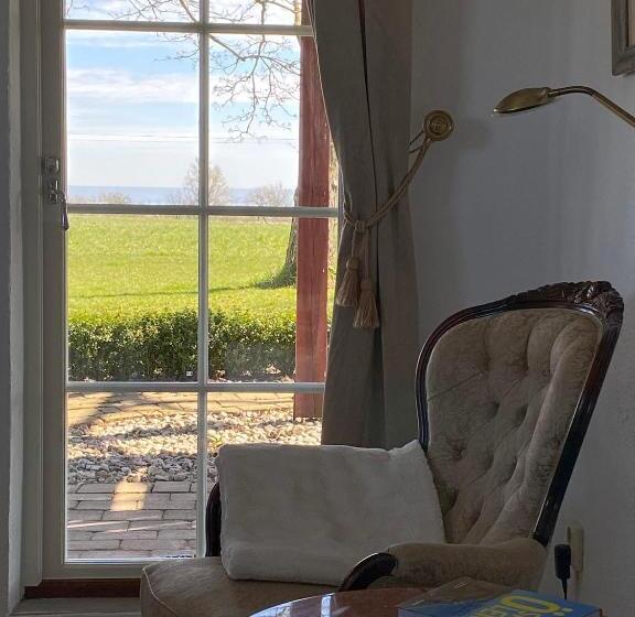 ベッドアンドブレックファースト Torsborgs Gård