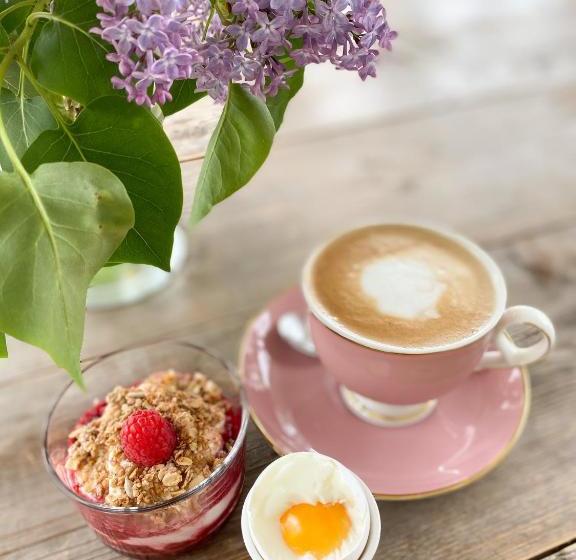 مبيت وإفطار Tuna Orangeri