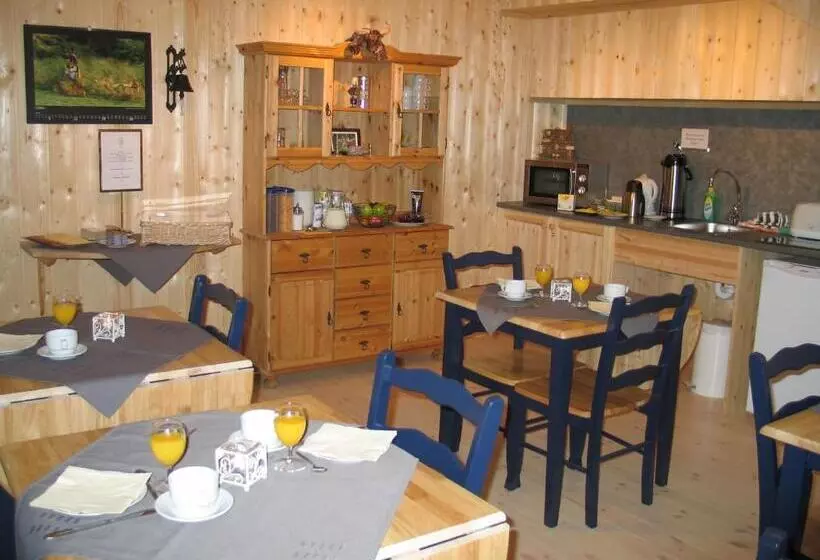 Dalen Bed & Breakfast
