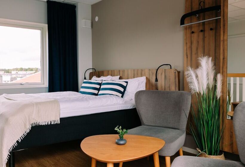 Badholmen Restaurang & Hotell