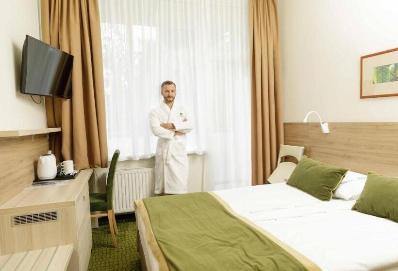 هتل Eglė Plus Medical Spa