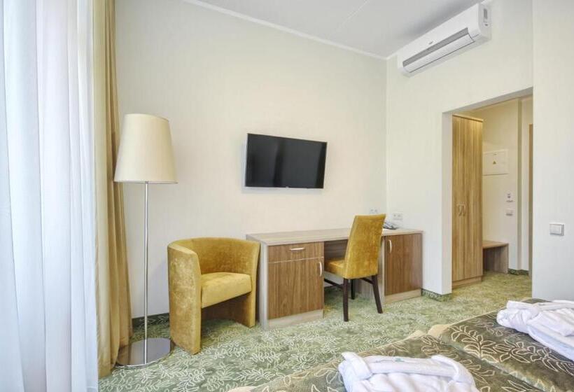 هتل Eglė Plus Medical Spa