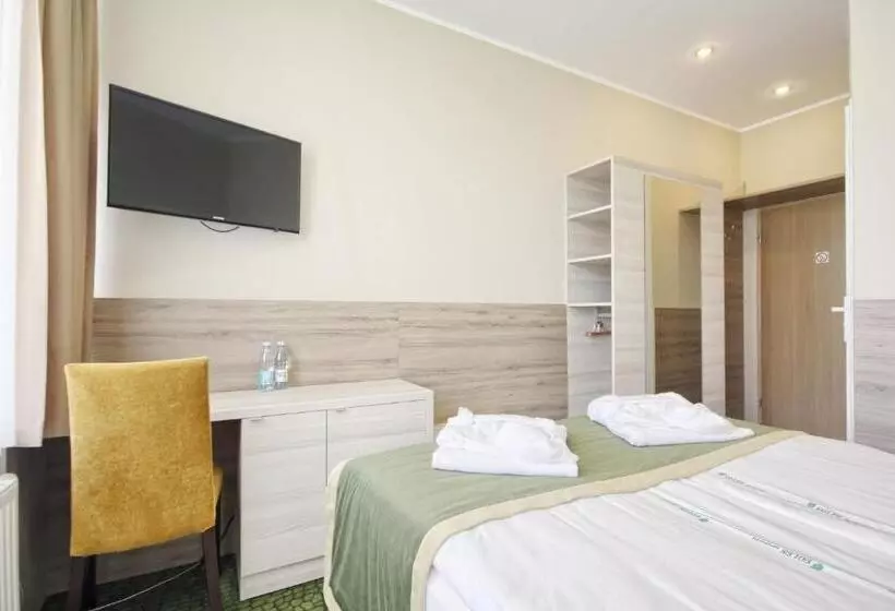 هتل Eglė Plus Medical Spa
