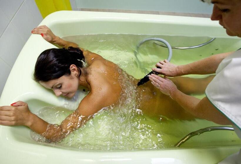 هتل Eglė Plus Medical Spa