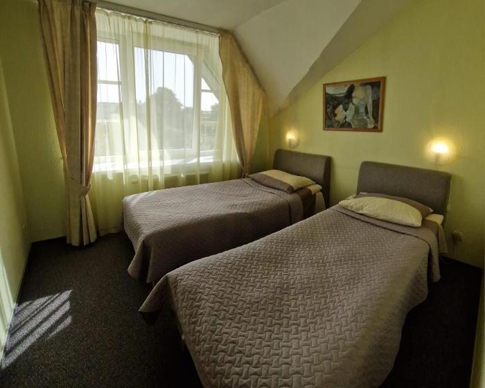 هتل Linda   Helvita